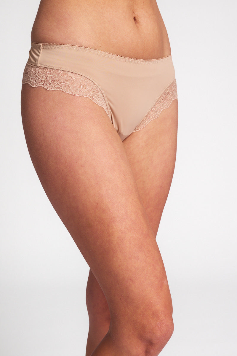 Rochelle G Knicker - Nude