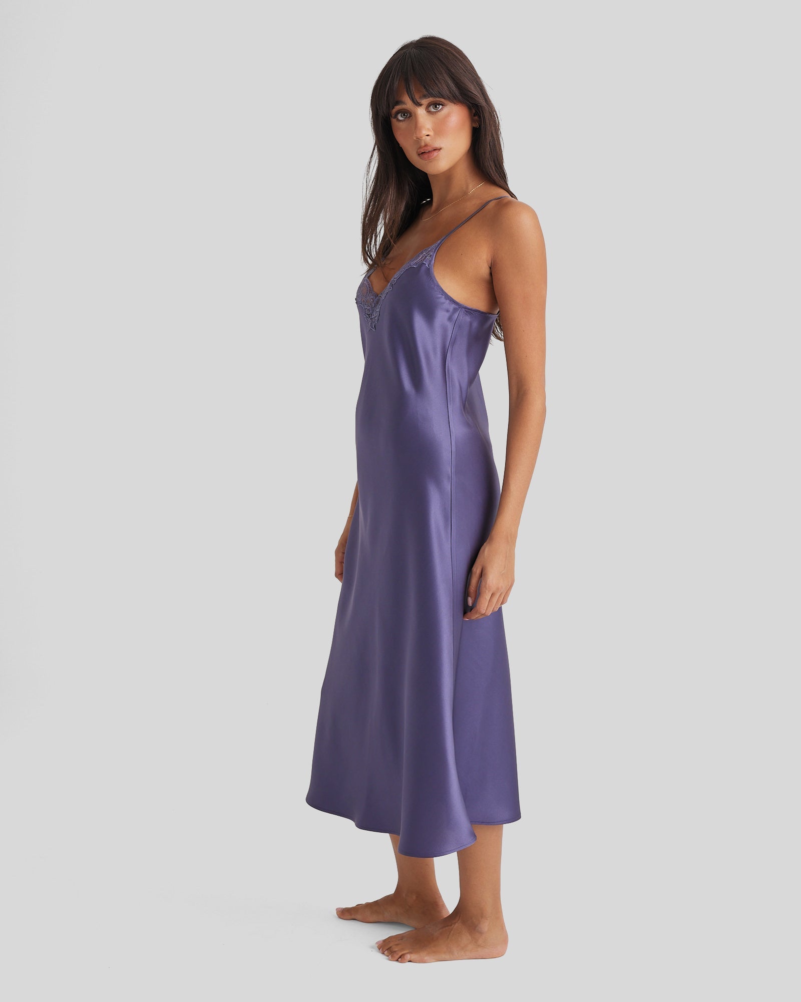 New Extended Long Chemise With Lace Blue Manor