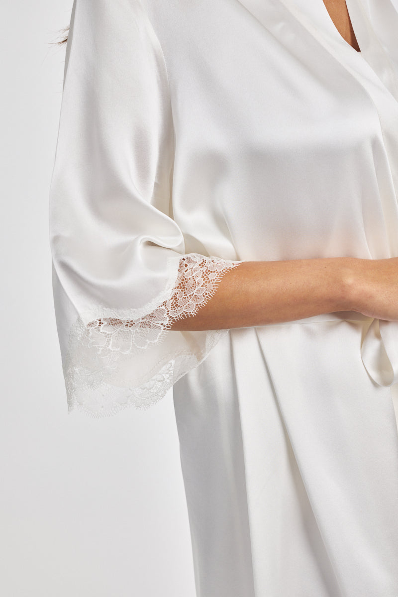 Silk & Lace Robe Ivory